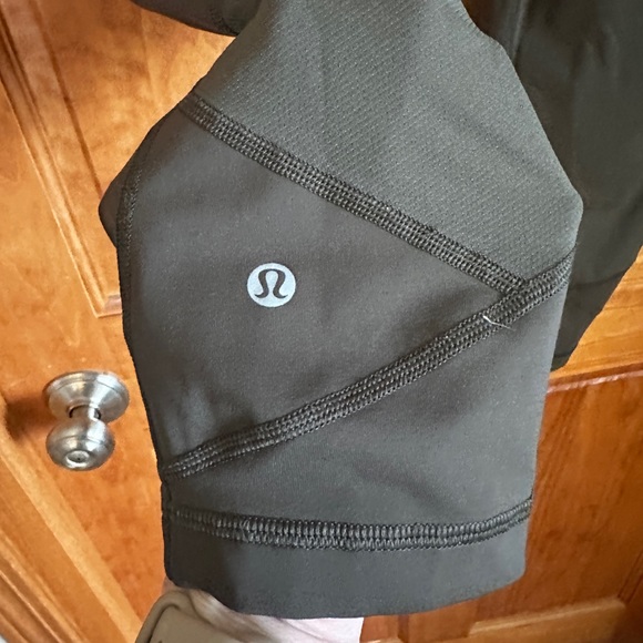 Lululemon Pace Rival Crop *Full-On Luxtreme 22" - Picture 9 of 16